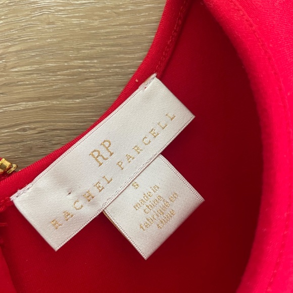 COPY - Rachel Parcell red bell sleeve dress with an exposed gold zipper in size… - Picture 7 of 8